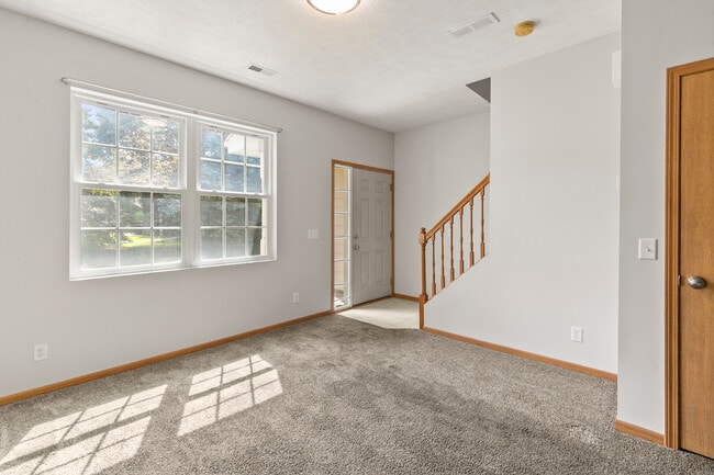 Entry Area - 5006 N 107th St