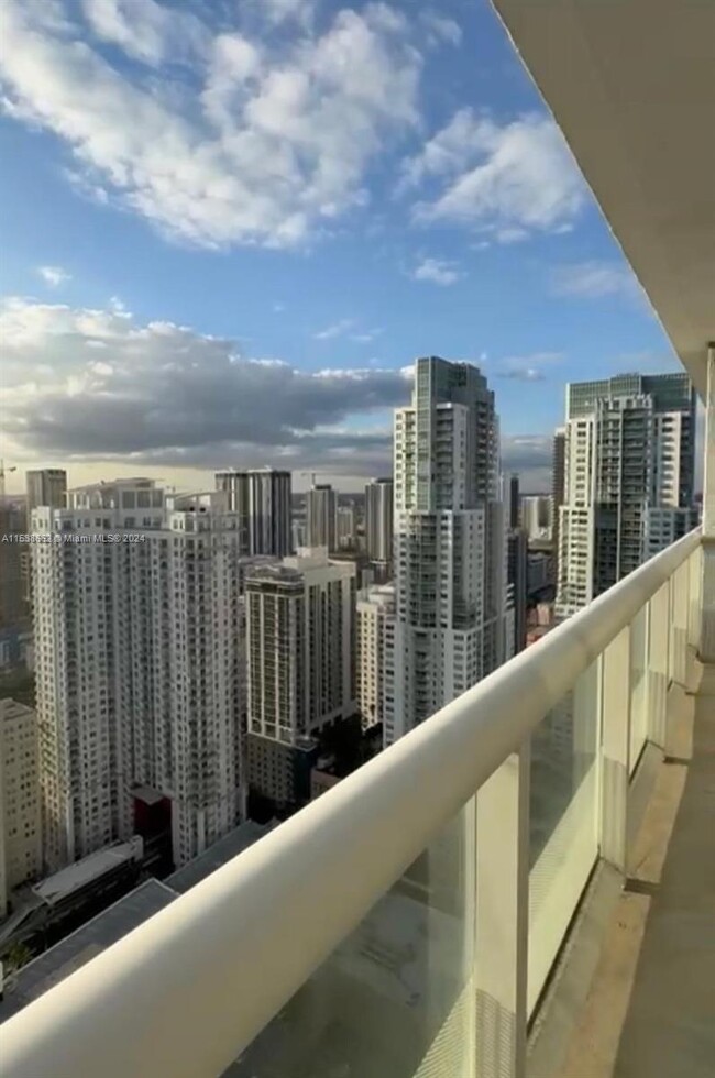 Foto del edificio - 50 Biscayne Blvd