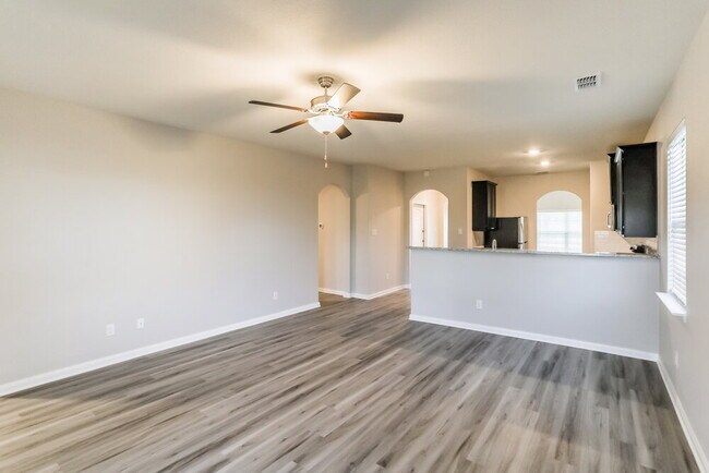 Building Photo - 209 Curt St