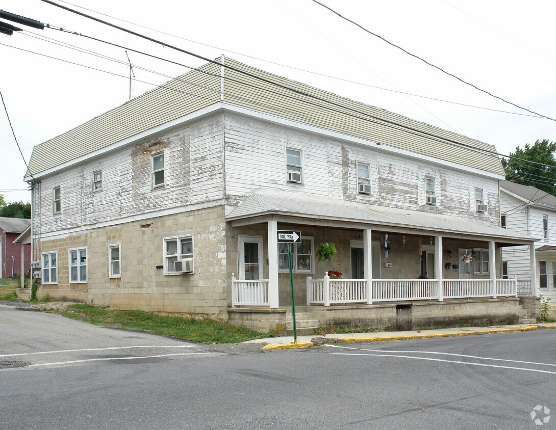 57 N Corporation St, Newville, PA 17241 Apartments in Newville, PA