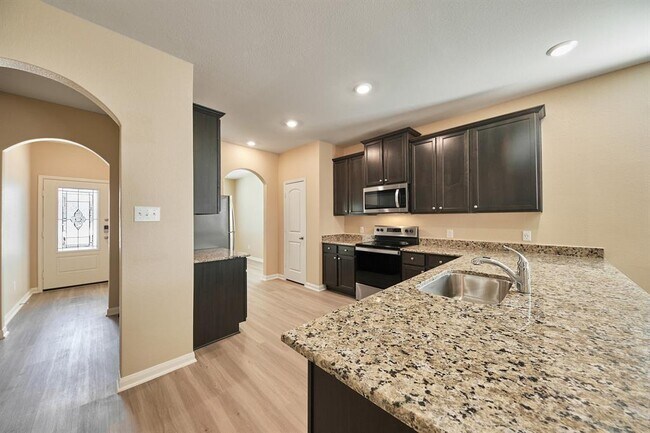 Foto del edificio - 22003 Gaynor Grove Ln