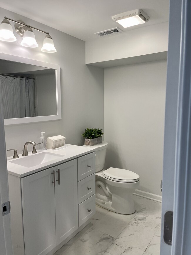 Updated bathroom - 2314 S Seeley Ave