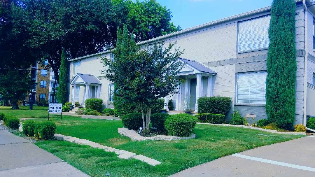 Primary Photo - 2518 N Fitzhugh Ave