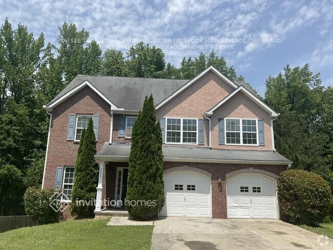 Building Photo - 5805 Village Loop