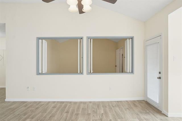 Building Photo - 9254 Forest Ln