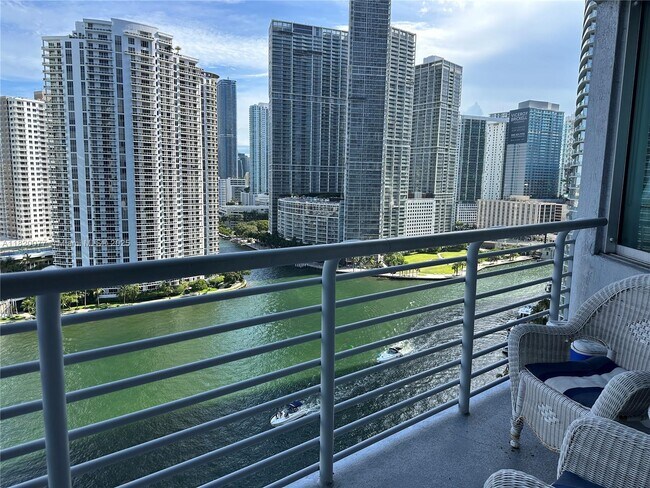 Building Photo - 325 S Biscayne Blvd