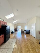 Building Photo - 117 Carteret Ave