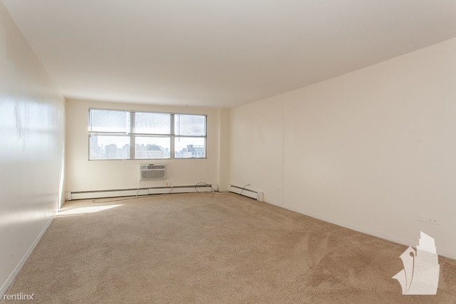 Building Photo - 420 W Belmont Ave