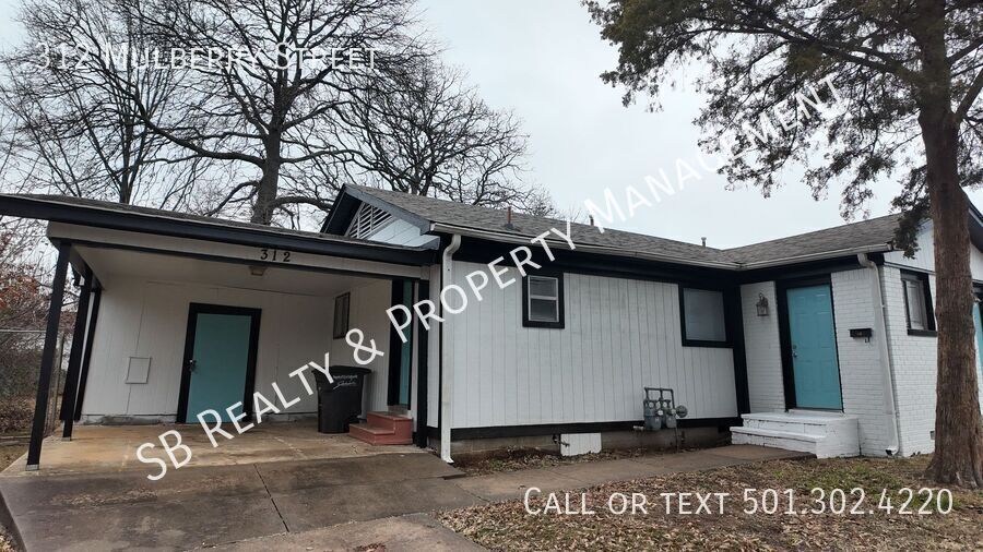 Primary Photo - Updated 2 Bedroom Duplex in Jacksonville, AR!