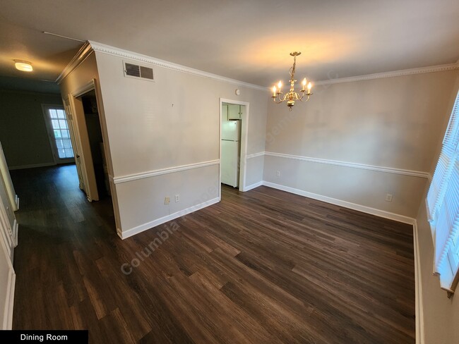 Building Photo - 7602 Hunt Club Rd