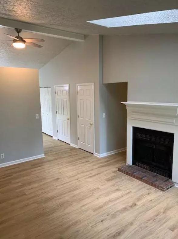 Foto del edificio - 3708 Chamberlain Ct, Louisville, KY 40241