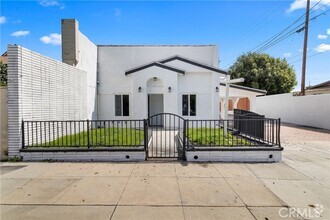 Building Photo - 6342 Pickering Ave