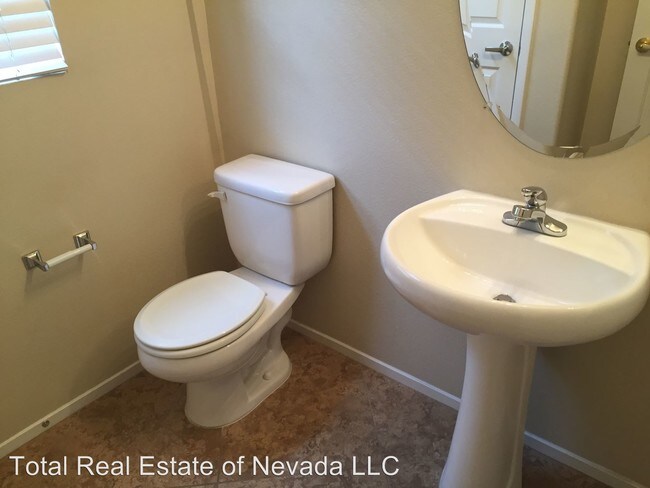 Foto del edificio - 6633 Lookout Lodge Ln