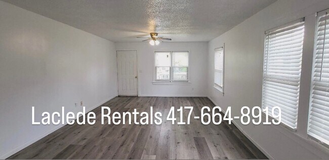 Foto del edificio - 2+ BEDROOM 1 BATHROOM HOUSE FOR RENT