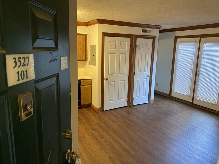 3527 Ivy Commons Dr Unit APT 101, Raleigh, NC 27606 Condo for Rent in