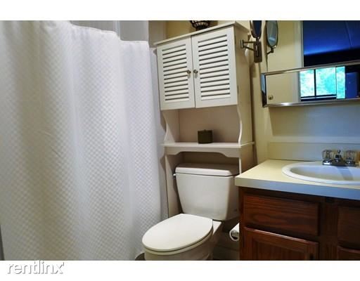 Building Photo - 2 br, 2 bath Apartment - 289 Elm St