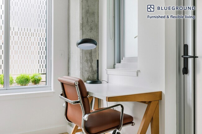 Foto del edificio - 1395 22nd St