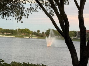 Building Photo - 1001 SW 141st Ave