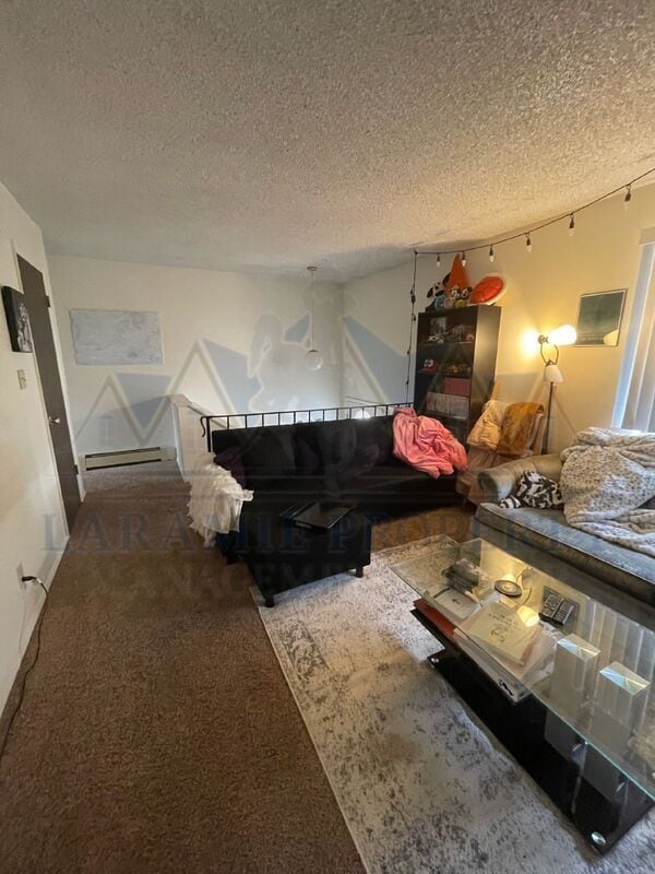 Foto del edificio - 710 Downey St