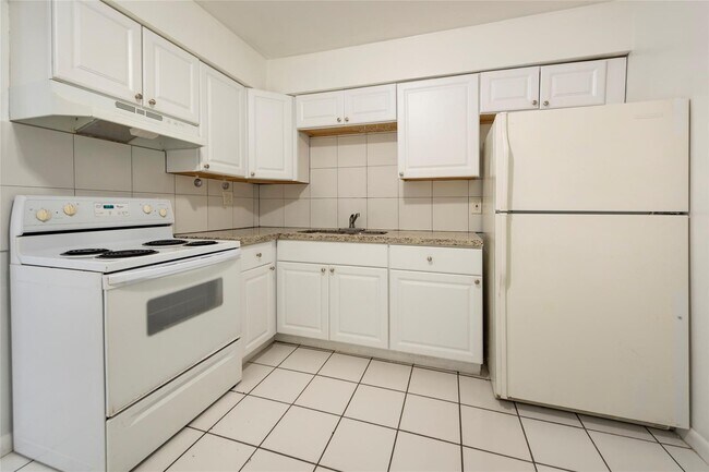 Foto del edificio - 2218 Wilson St