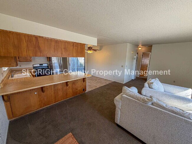 Building Photo - LEASE PENDING- Charming Home with Private Yard in Atascadero - 2 Bed / 1 Bath