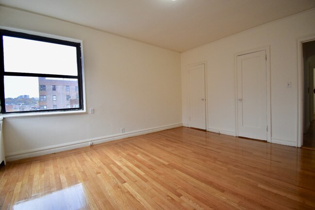 habitación principal - 145 Seaman Ave