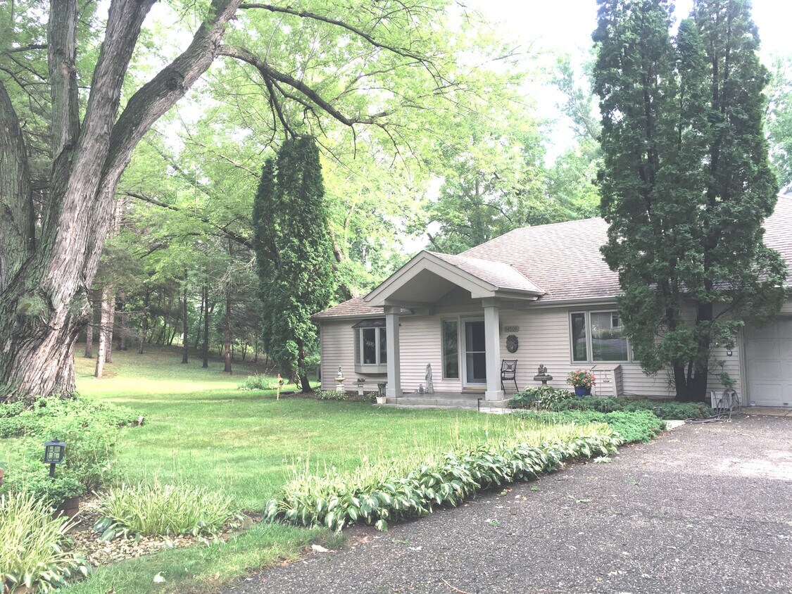 14509 Idylwood Rd, MN 55345 House Rental in