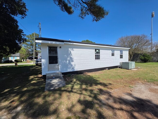 Foto del edificio - 1001 James St