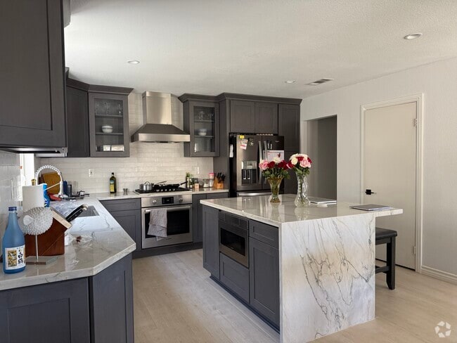 Building Photo - 31766 Canyon Ridge Dr