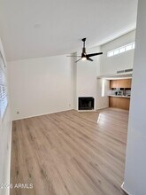 Building Photo - 2020 W Union Hills Dr