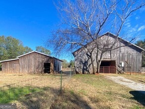 Building Photo - 1121 Prospect Rd