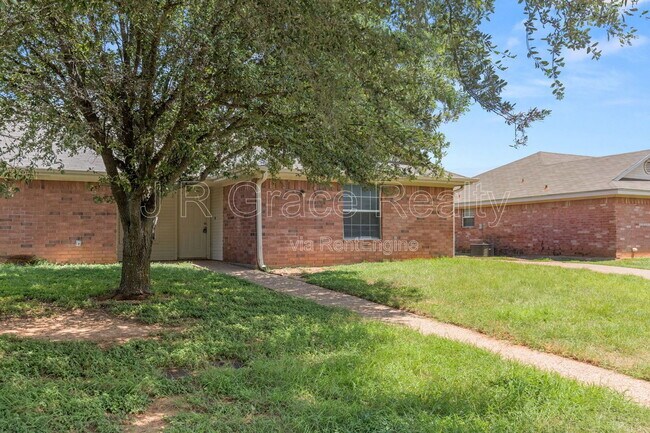 Foto del edificio - 10217 Hyacinth Ln
