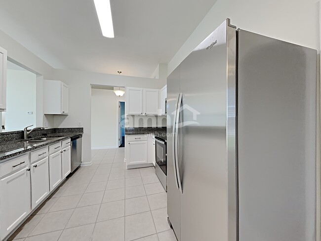 Foto del edificio - 11642 Tropical Isle Ln