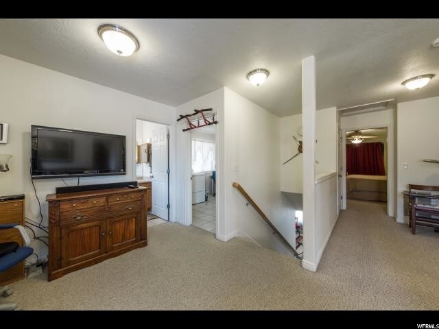 Building Photo - 729 S Apple Grove Ln