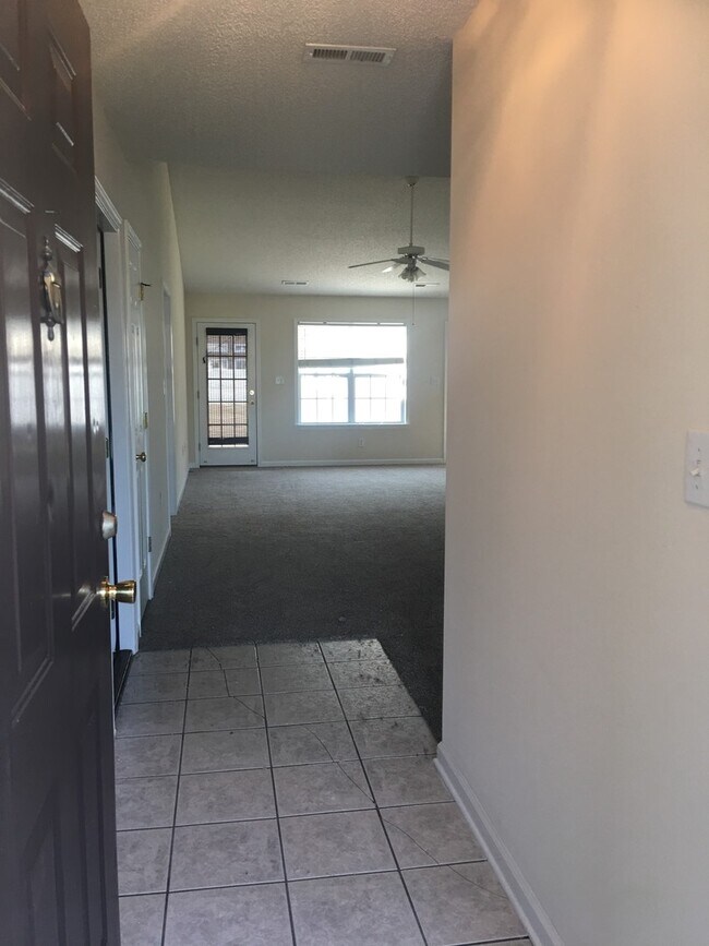 Building Photo - 3 Bedroom Home in Beautiful Little River!!