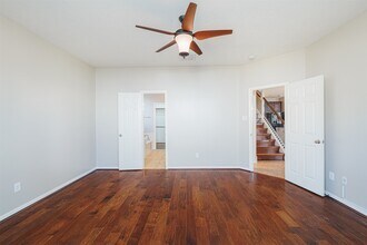 Building Photo - 8322 Encinitas Cove Dr