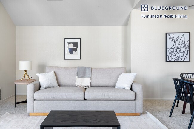 Foto del edificio - 421 Quadrant Ln
