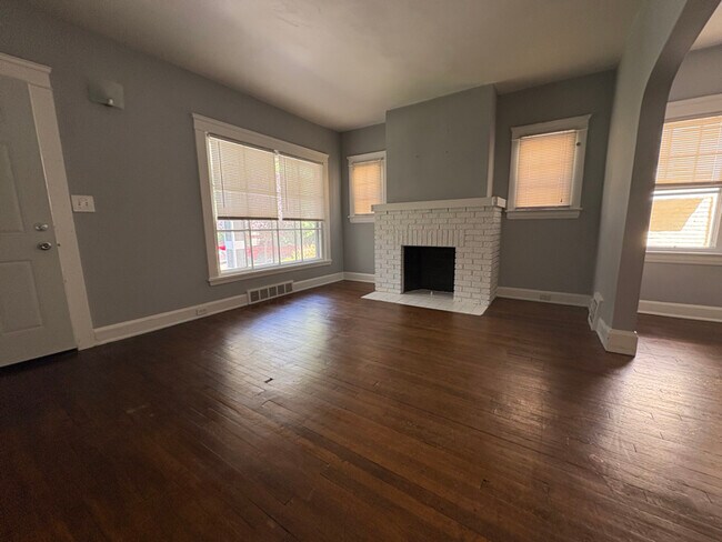 Foto del edificio - 2313 Grandview Ave