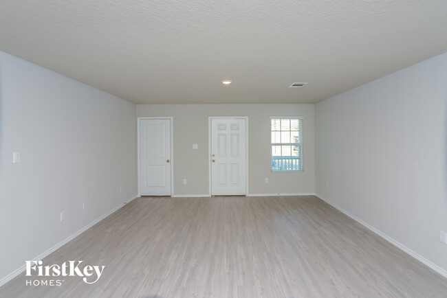 Building Photo - 6436 Cotton Ridge