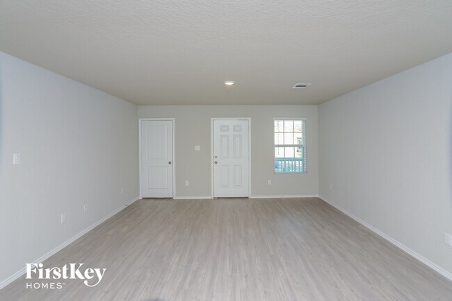 Foto del edificio - 6436 Cotton Ridge