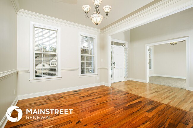 Foto del edificio - 165 Sutherland Dr