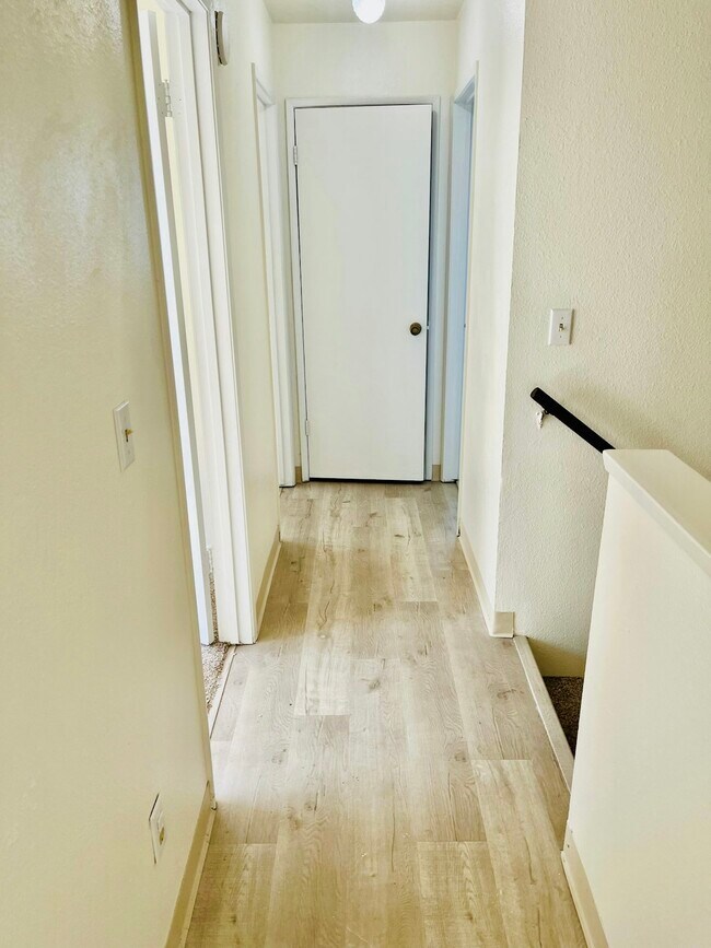 Foto del edificio - 906 S Garfield St