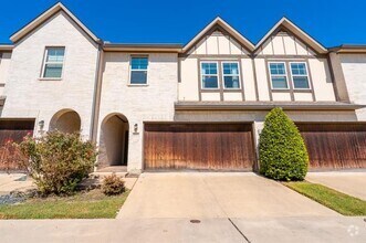 Building Photo - 8715 Tudor Pl