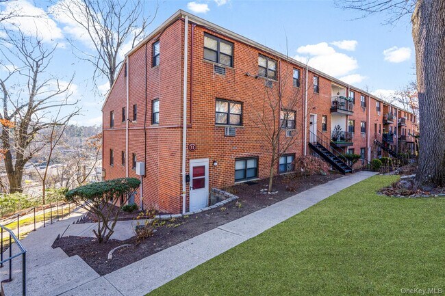 Foto del edificio - 55 Fieldstone Dr
