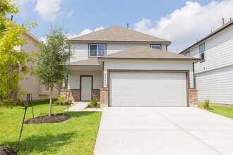 Building Photo - 2906 Briggs Dr