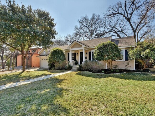 Foto del edificio - 2203 Sunny Slope Dr