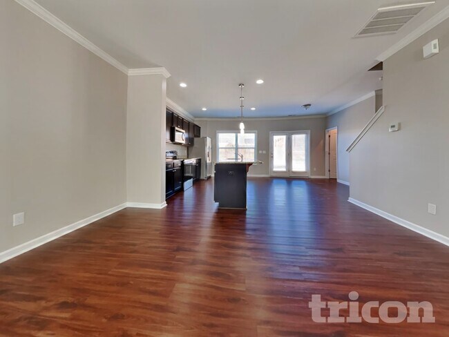 Building Photo - 932 Peninsula Pl