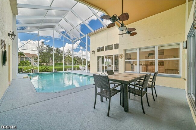 Foto del edificio - 14980 Lake Olive Dr