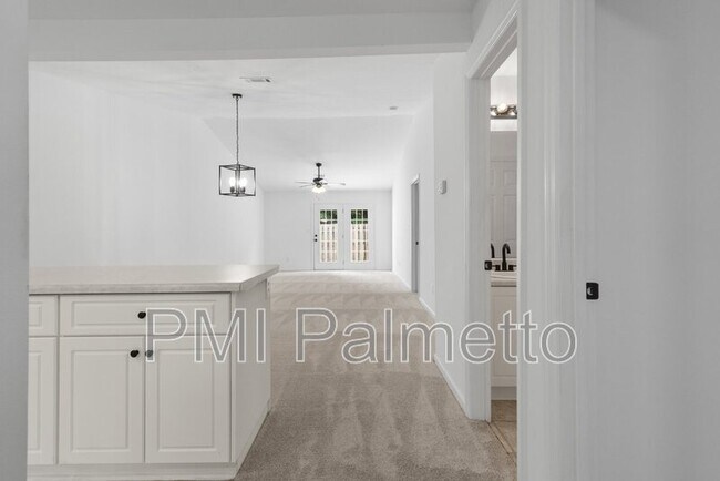 Building Photo - 468 Regency Park Drive