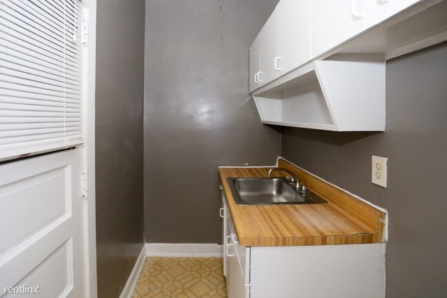 Foto del edificio - 1708 W Albion Ave